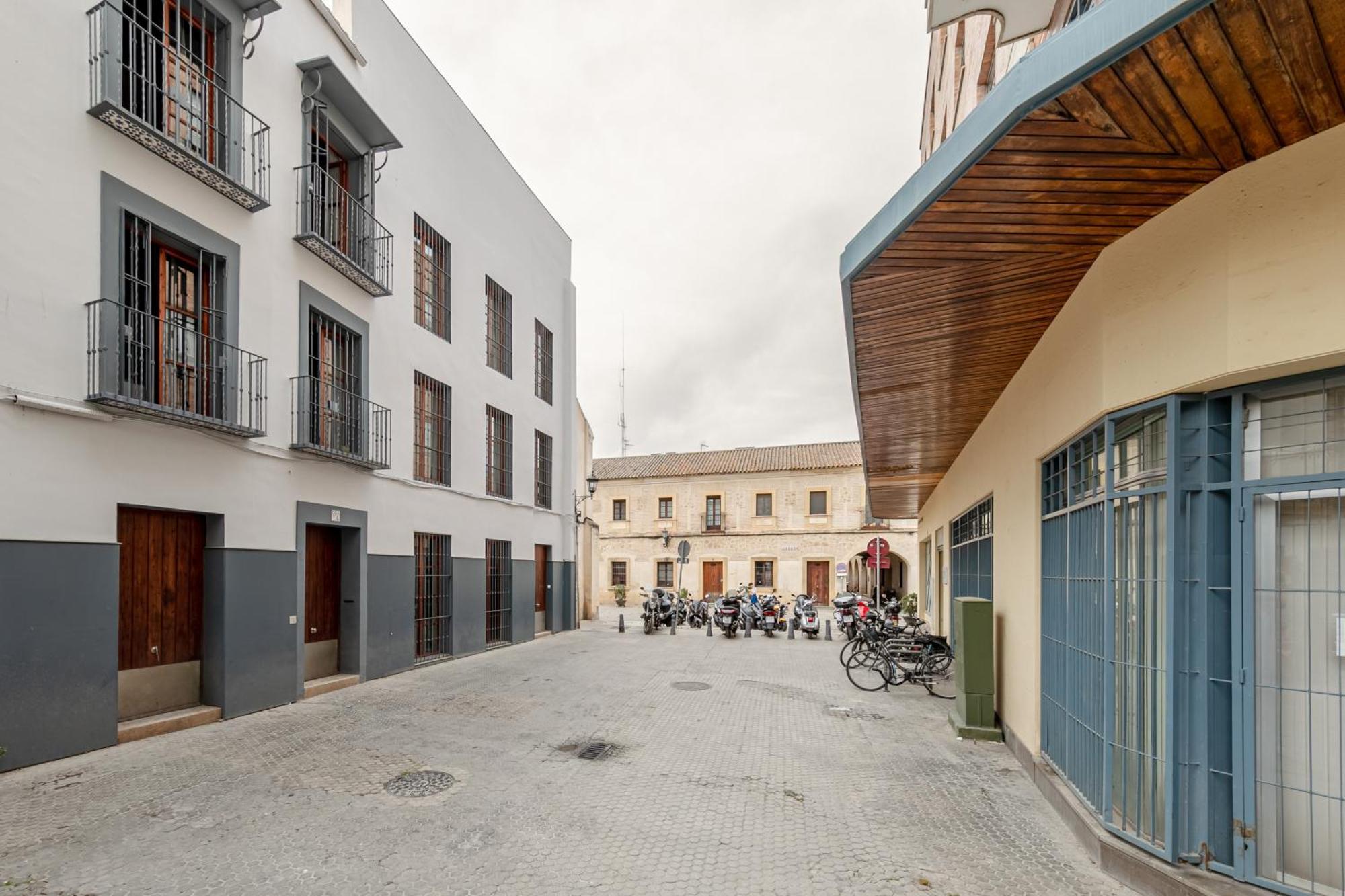 Isg Puerta Jerez 11 Sevilla